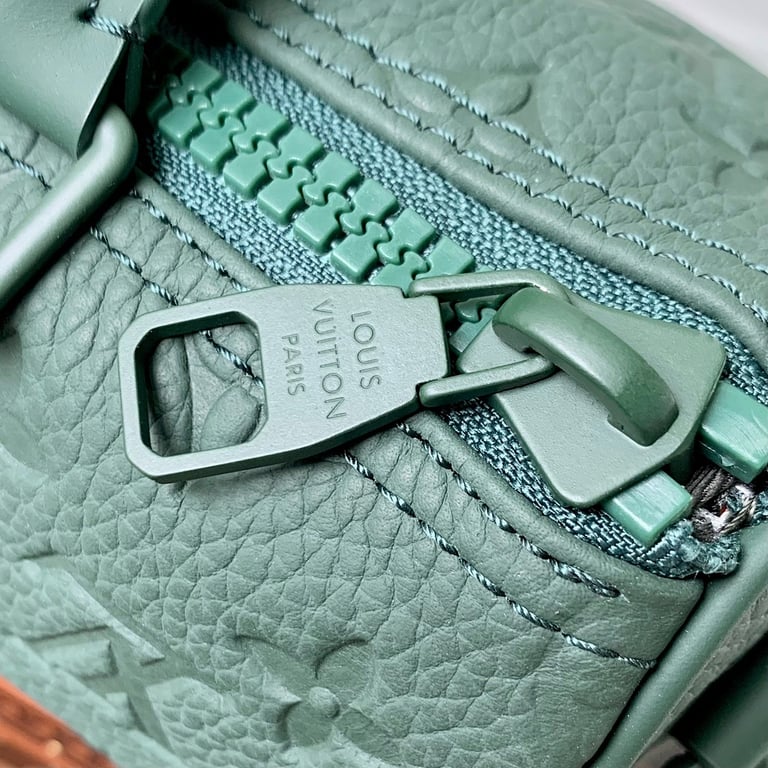 Louis Vuitton Keepall Bandoulière 25 Dark Green - 4