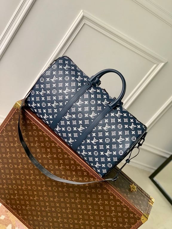 Louis Vuitton Keepall Bandoulière 50 Monogram Shadow Blue - 8