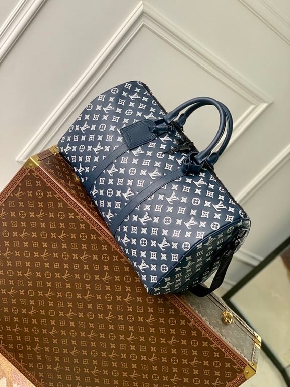 Louis Vuitton Keepall Bandoulière 50 Monogram Shadow Blue - 9
