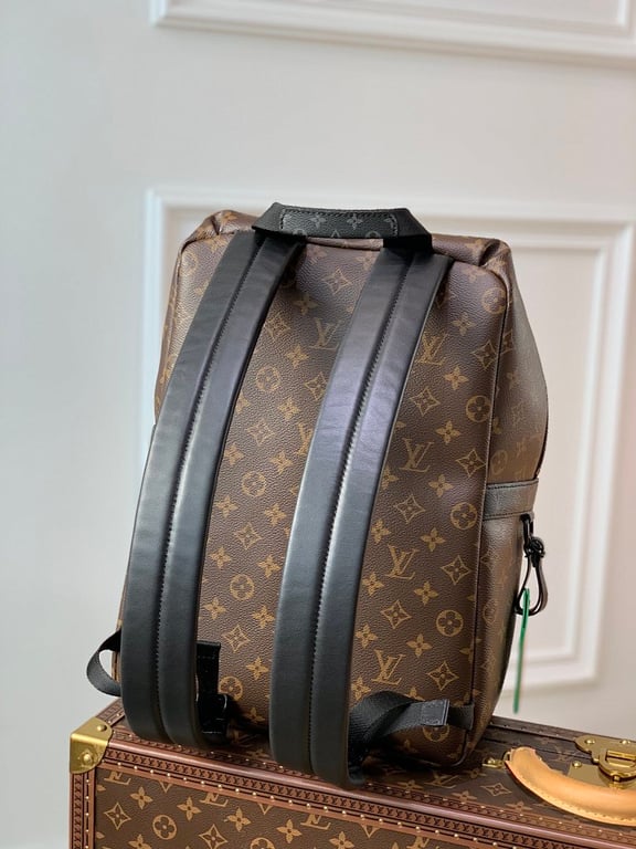 Louis Vuitton Discovery Backpack Monogram M57965 - 4