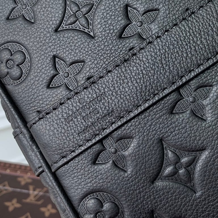 Louis Vuitton Keepall Bandoulière 50 Monogram Shadow - 3
