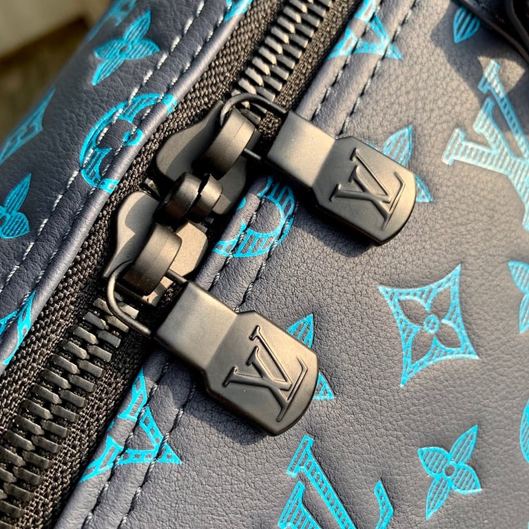 Louis Vuitton Keepall Bandoulière 50 Grey Blue - 7