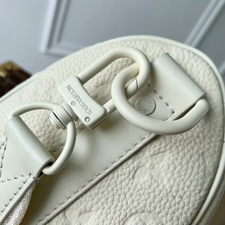 Louis Vuitton Keepall 25 Monogram Taurillon White - 5
