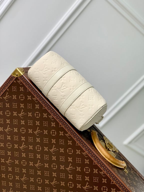 Louis Vuitton Keepall 25 Monogram Taurillon White - 6