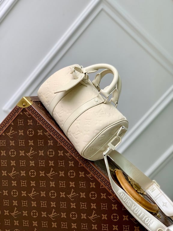 Louis Vuitton Keepall 25 Monogram Taurillon White - 8