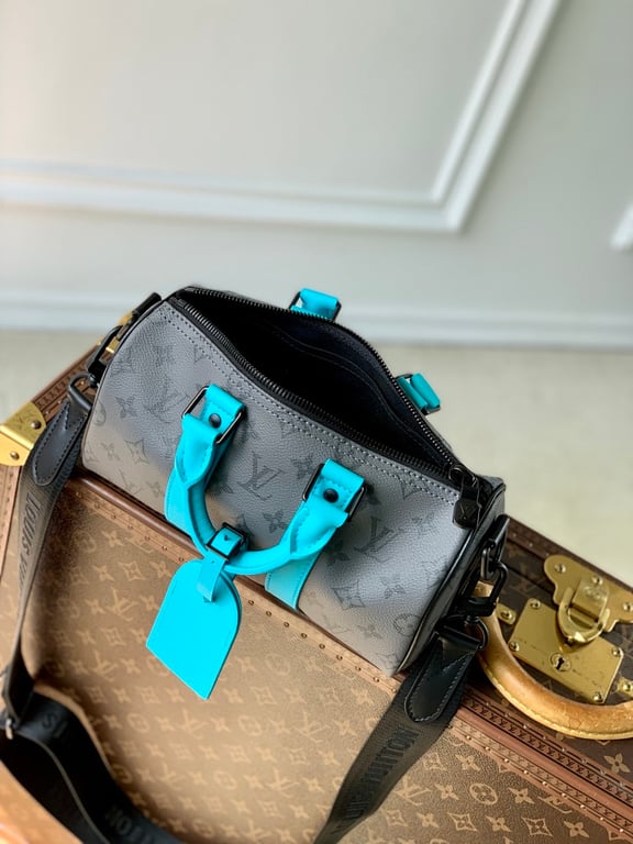 Louis Vuitton Keepall Bandoulière 25 Monogram Eclipse Reverse - 2