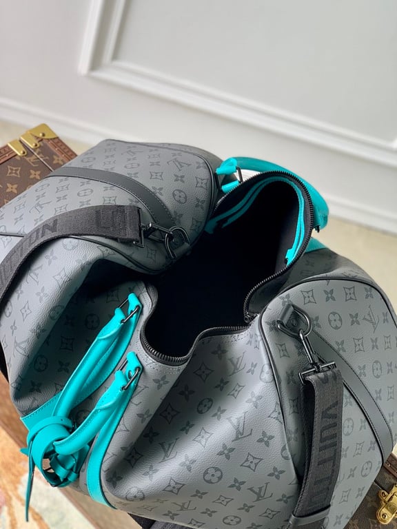 Louis Vuitton Keepall Bandoulière 55 Monogram Eclipse Turquoise - 2
