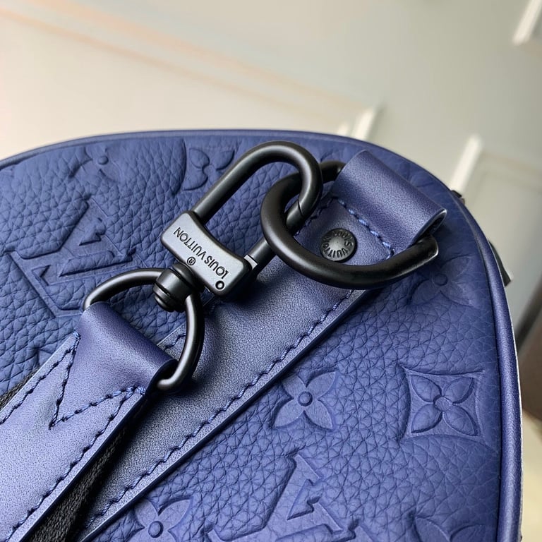Louis Vuitton Keepall Bandoulière 35 Monogram Taurillon Blue - 5