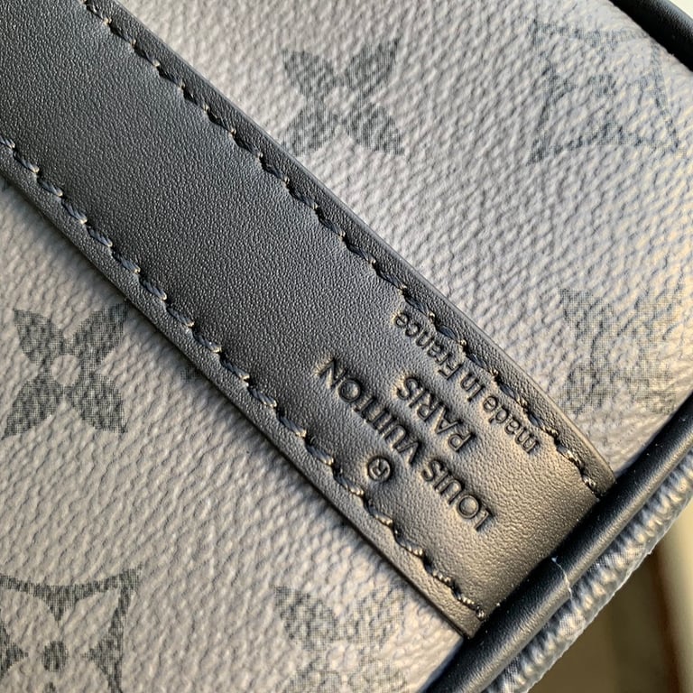 Louis Vuitton Keepall 25 Monogram Eclipse Reverse - 2