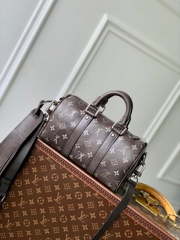 Louis Vuitton Keepall Bandoulière 25 Brushed Monogram - 8
