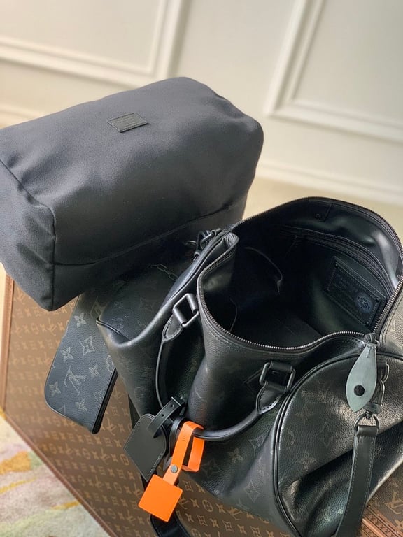 Louis Vuitton Speedy P9 Bandoulière 40 Black - 2