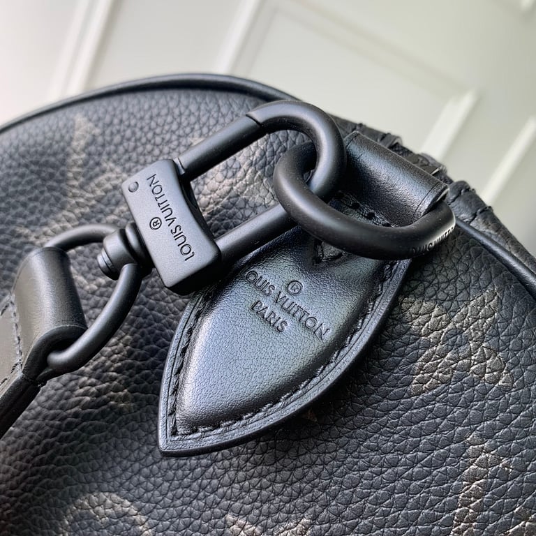 Louis Vuitton Speedy P9 Bandoulière 40 Black - 4