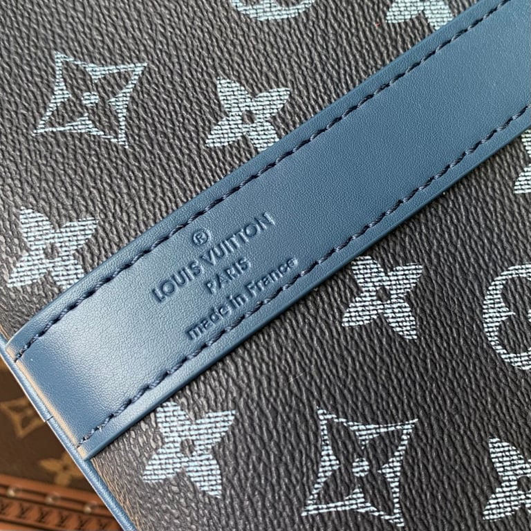 Louis Vuitton Keepall Bandoulière 55 Blue Gradient - 3