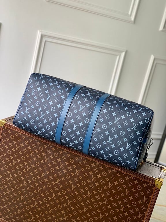 Louis Vuitton Keepall Bandoulière 55 Blue Gradient - 7