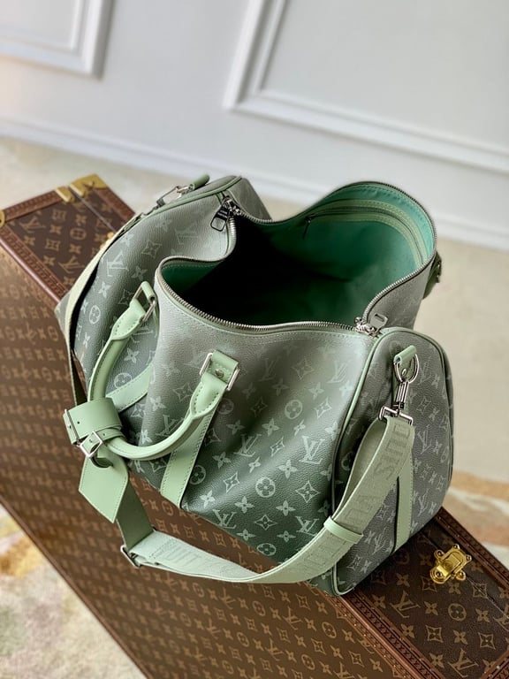 Louis Vuitton Keepall Bandoulière 45 Monogram Gradient Green - 2