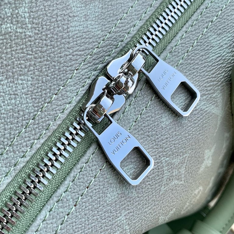 Louis Vuitton Keepall Bandoulière 45 Monogram Gradient Green - 5
