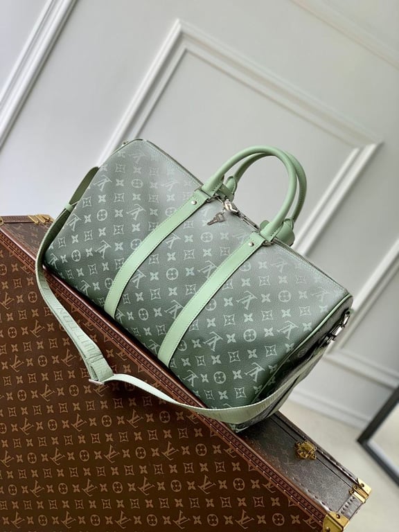 Louis Vuitton Keepall Bandoulière 45 Monogram Gradient Green - 8