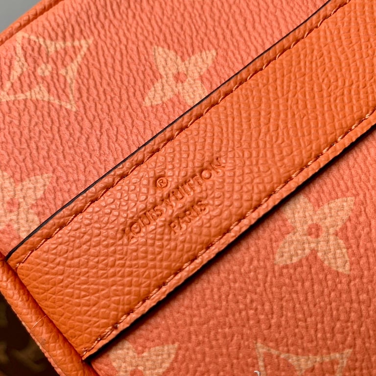 Louis Vuitton Keepall Bandoulière 25 Orange Taïgarama - 3