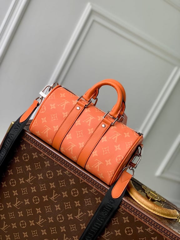 Louis Vuitton Keepall Bandoulière 25 Orange Taïgarama - 8
