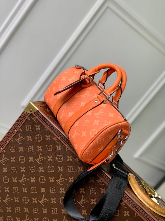 Louis Vuitton Keepall Bandoulière 25 Orange Taïgarama - 9