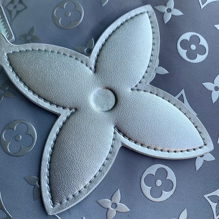 Louis Vuitton Keepall Bandoulière 45 Silver Monogram - 4