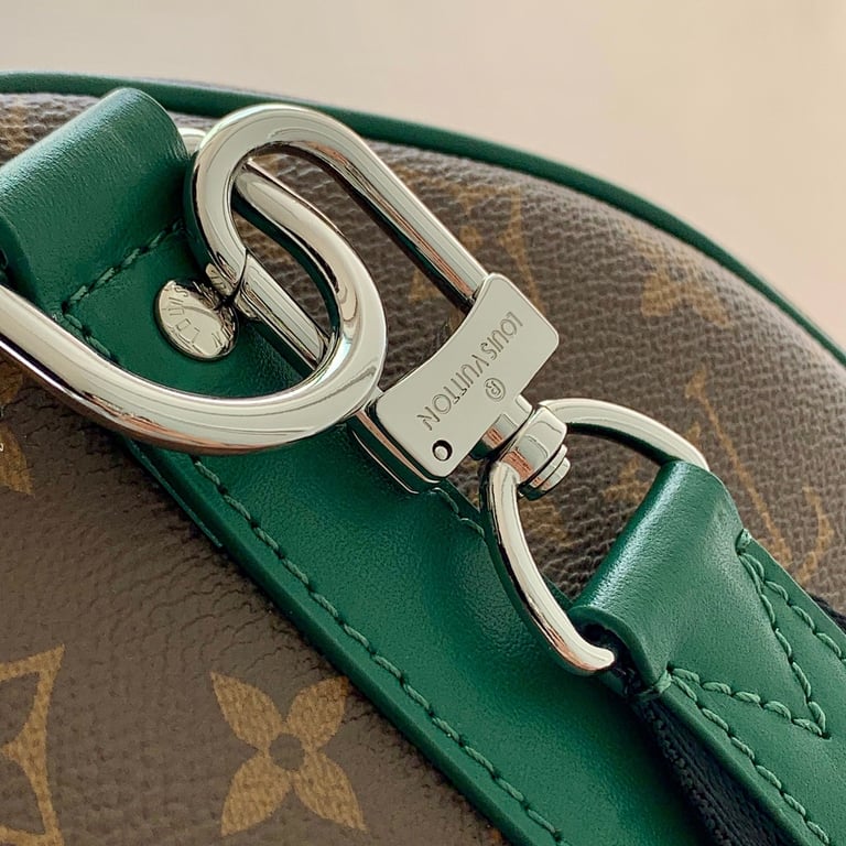 Louis Vuitton Keepall Bandoulière 35 Monogram Macassar Green - 4
