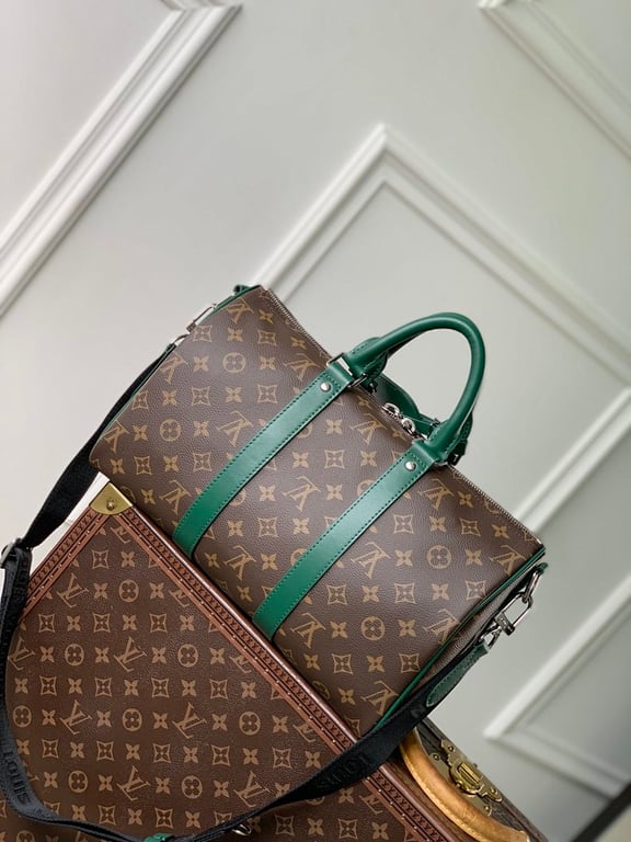 Louis Vuitton Keepall Bandoulière 35 Monogram Macassar Green - 8