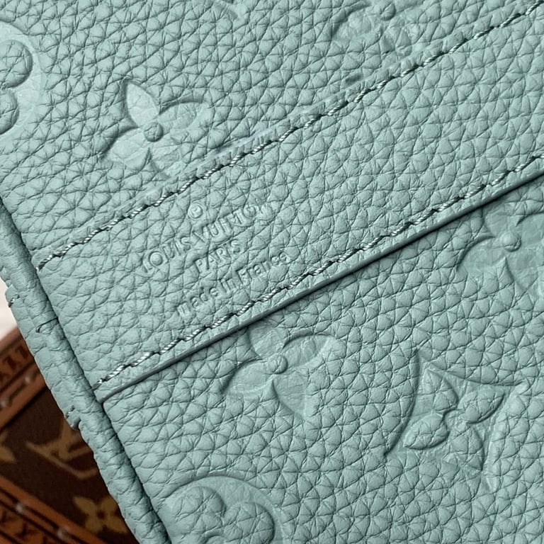 Louis Vuitton Keepall 50 M13976 Light Blue - 3