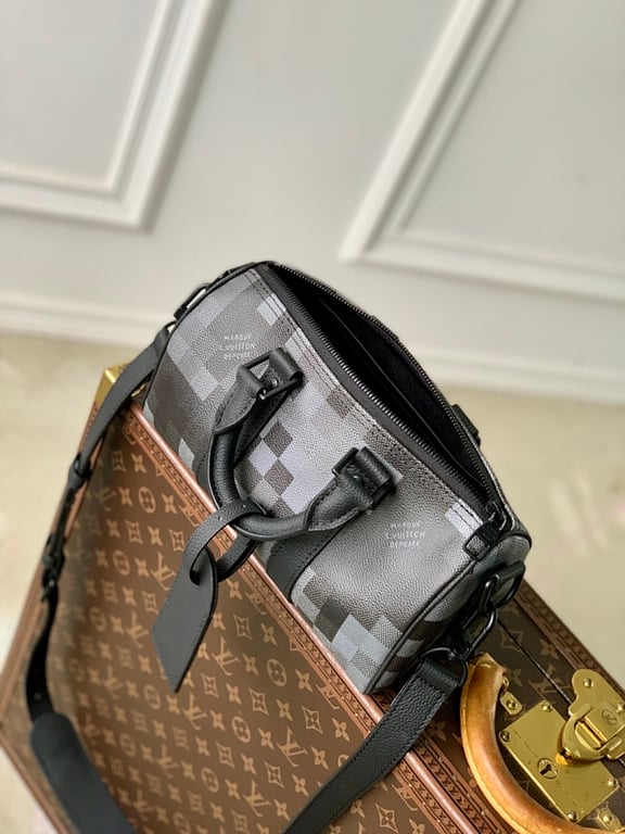 Louis Vuitton Keepall Bandoulière 25 Damoflage Black - 2
