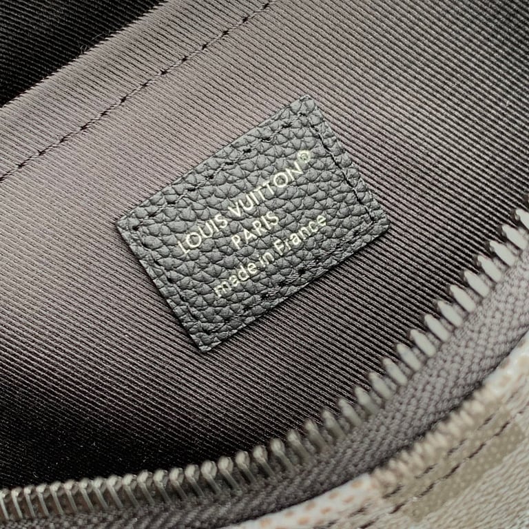 Louis Vuitton Keepall Bandoulière 25 Damoflage Black - 3