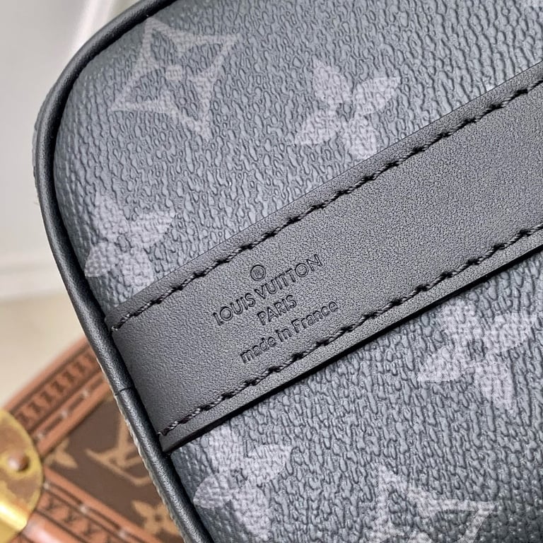 Louis Vuitton Keepall Bandoulière 25 Monogram Eclipse Green M25885 - 3