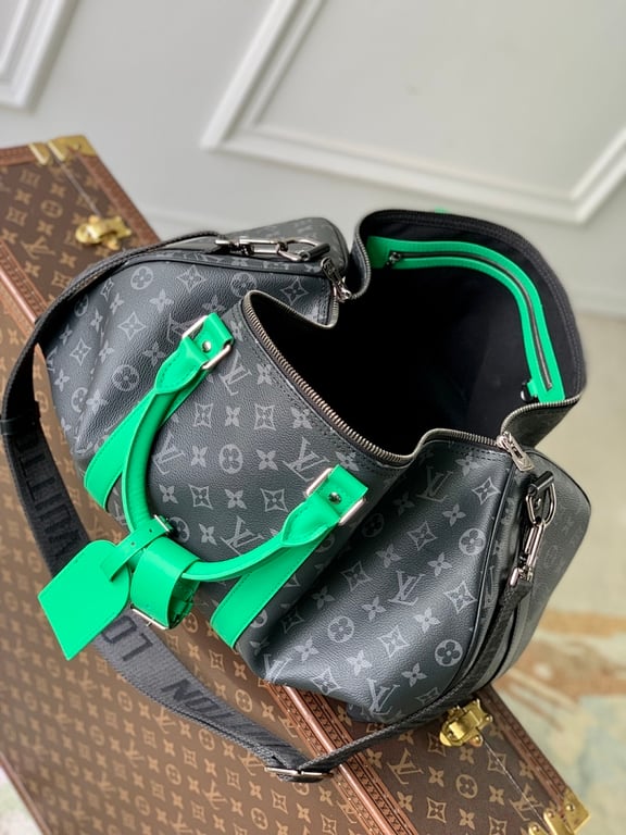 Louis Vuitton Keepall Bandouliere 50 Monogram Eclipse Green - 2