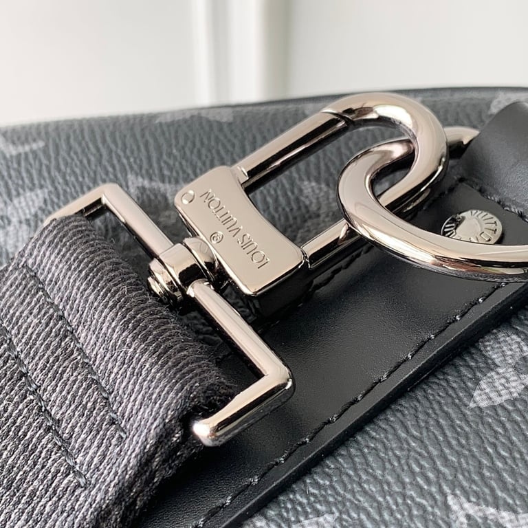Louis Vuitton Keepall Bandoulière 55 Monogram Eclipse Green - 4