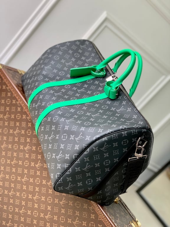 Louis Vuitton Keepall Bandoulière 55 Monogram Eclipse Green - 9