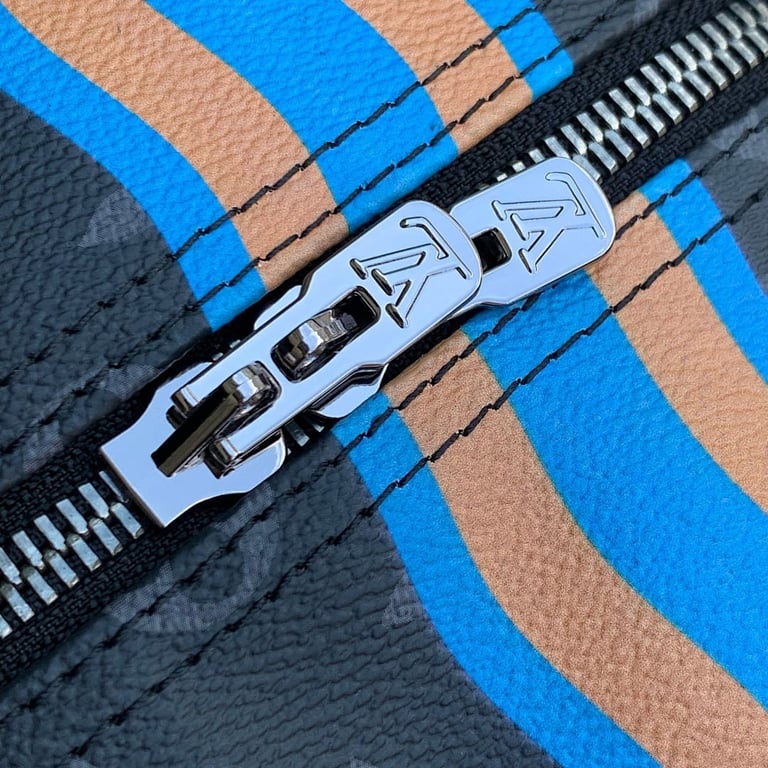 Louis Vuitton Keepall 55 Bandoulière Monogram Eclipse - 4