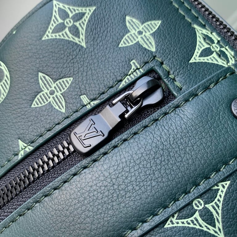 Louis Vuitton City Keepall Monogram Shadow Green - 4