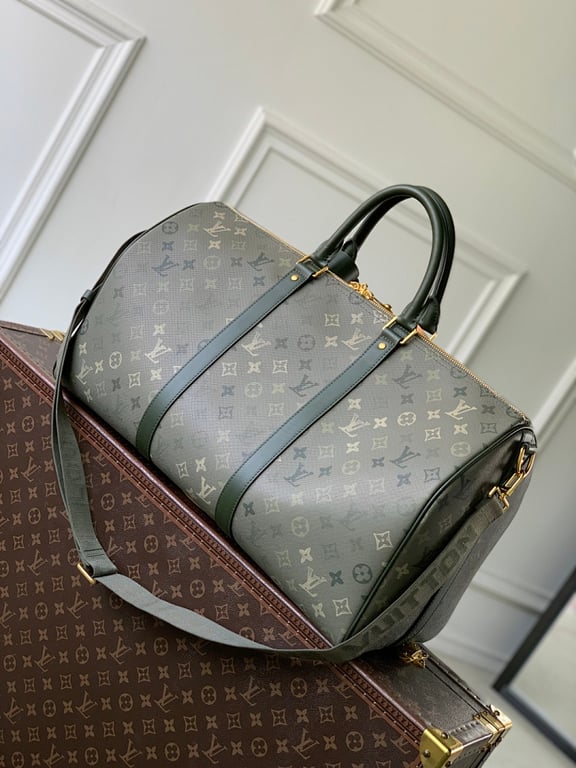 Louis Vuitton Keepall Bandoulière 50 Monogram Surplus - 8