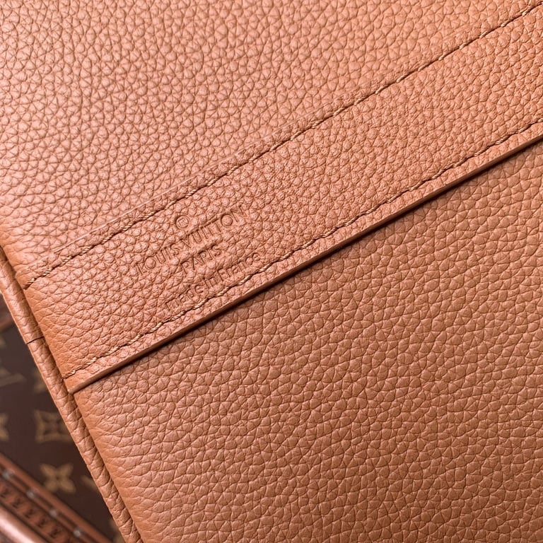 Louis Vuitton Keepall Bandoulière 35 Aerogram Brown - 3