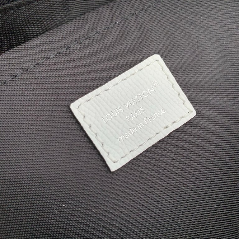 Louis Vuitton City Keepall White Monogram - 3