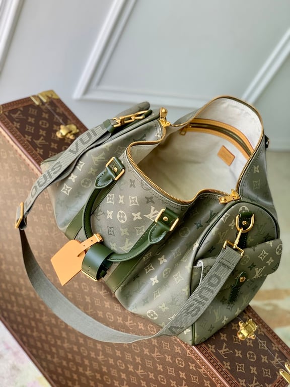 Louis Vuitton Keepall Green Monogram - 2