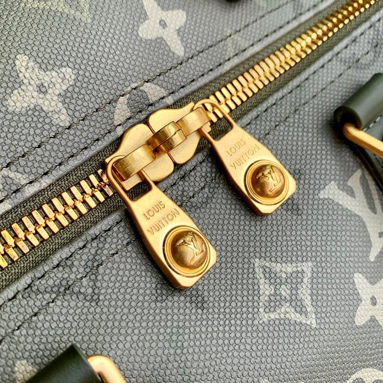 Louis Vuitton Keepall Green Monogram - 7