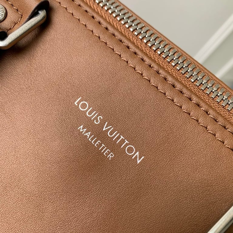 Louis Vuitton SS25 Malletier Keepall Bandouliere Brown - 4