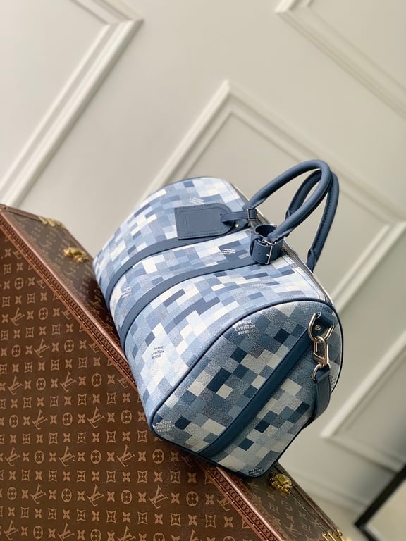 Louis Vuitton Keepall Damier Pop Blue - 10