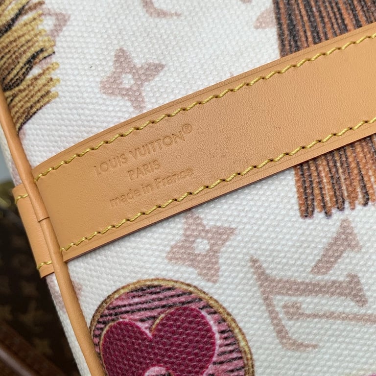 Louis Vuitton Keepall Bandouliere Keys & Charms - 3