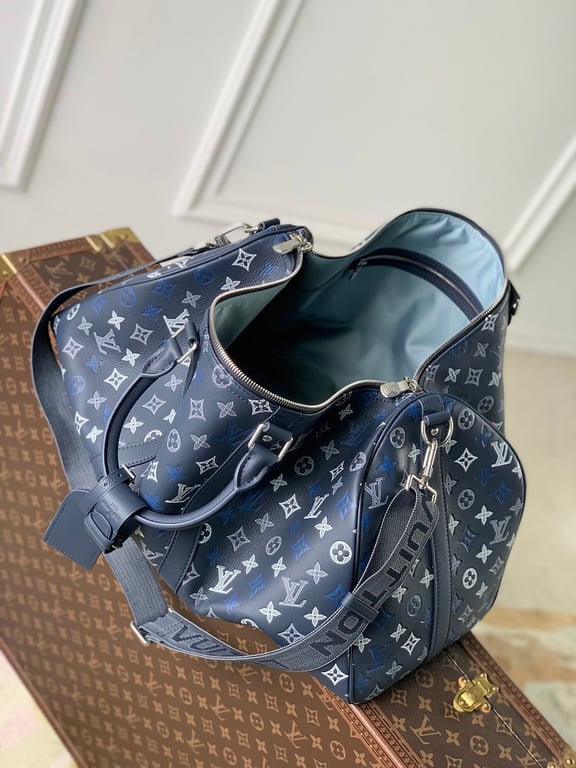 Louis Vuitton Keepall Navy Monogram - 2
