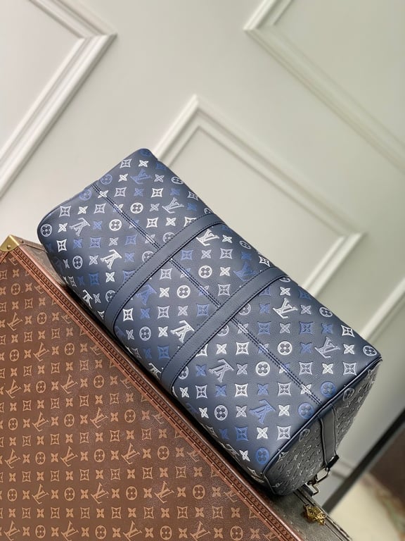 Louis Vuitton Keepall Navy Monogram - 8