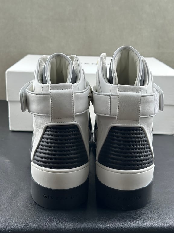 Givenchy Tyson High-Top Sneakers Black White - 4