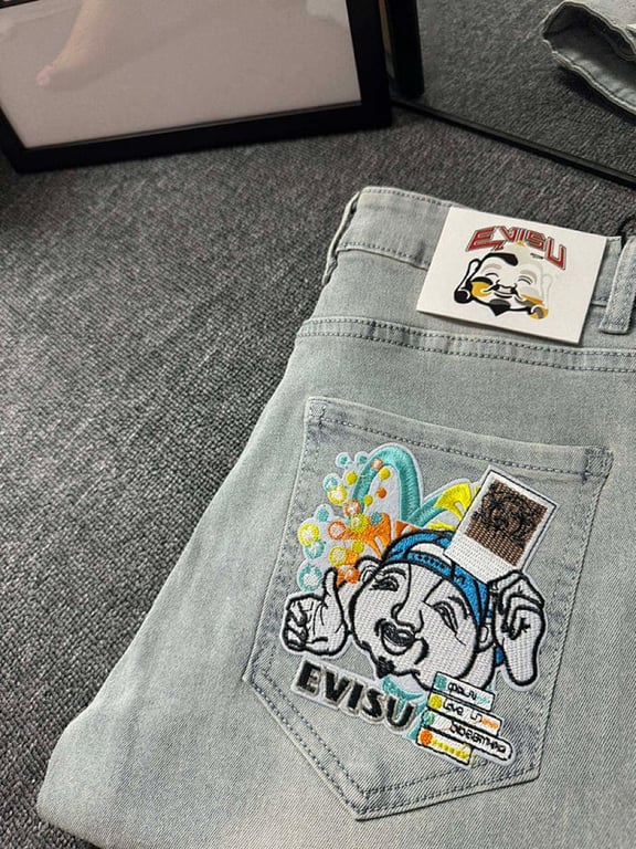 Evisu Light Wash Graphic Jeans - 5