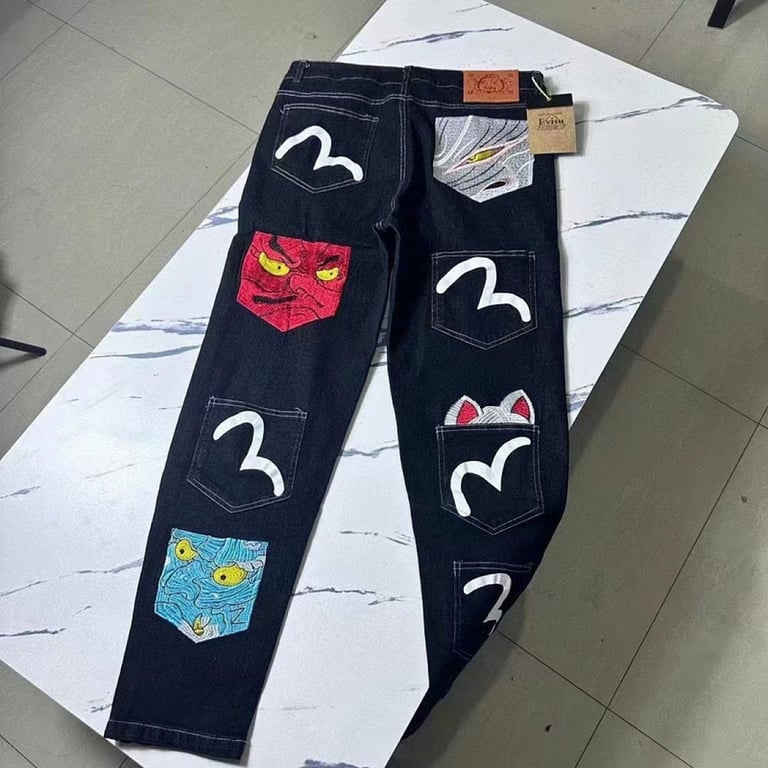 Evisu Lot 2000 Multi-Pocket Graphic Jeans Black - 4