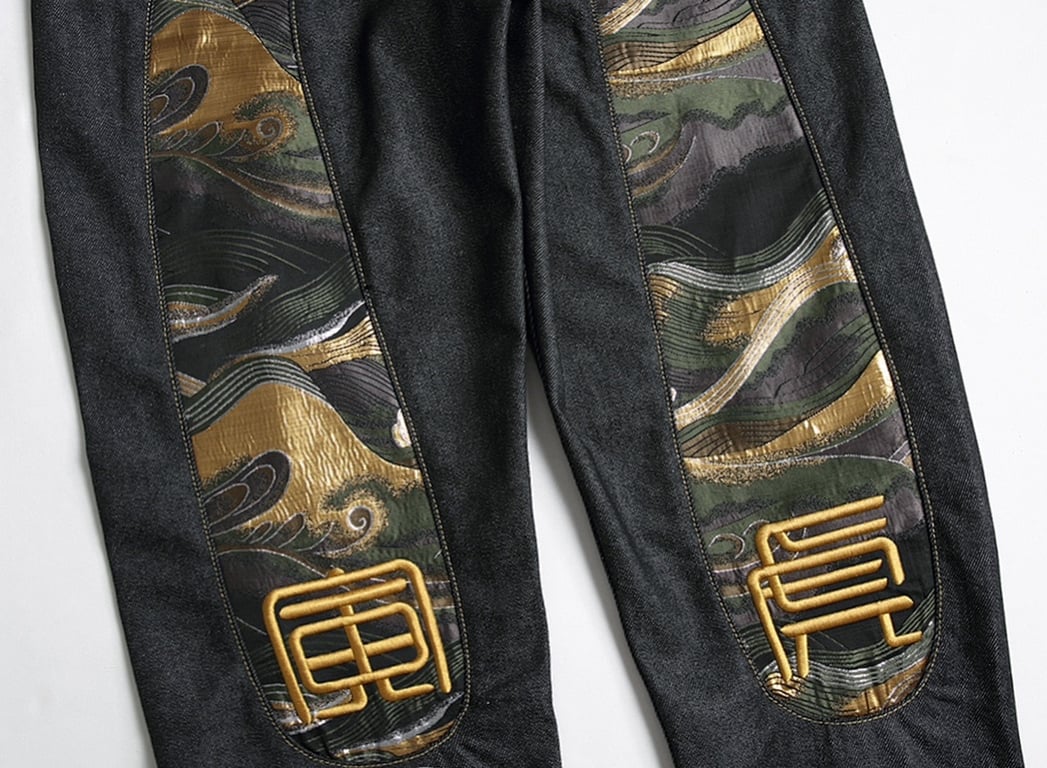 Evisu Embroidered Wave Graphic Jeans - 5